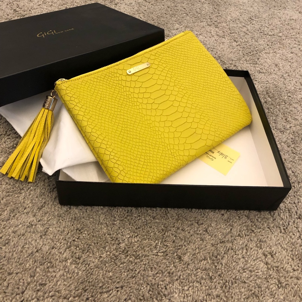 Flawless GiGi NY clutch